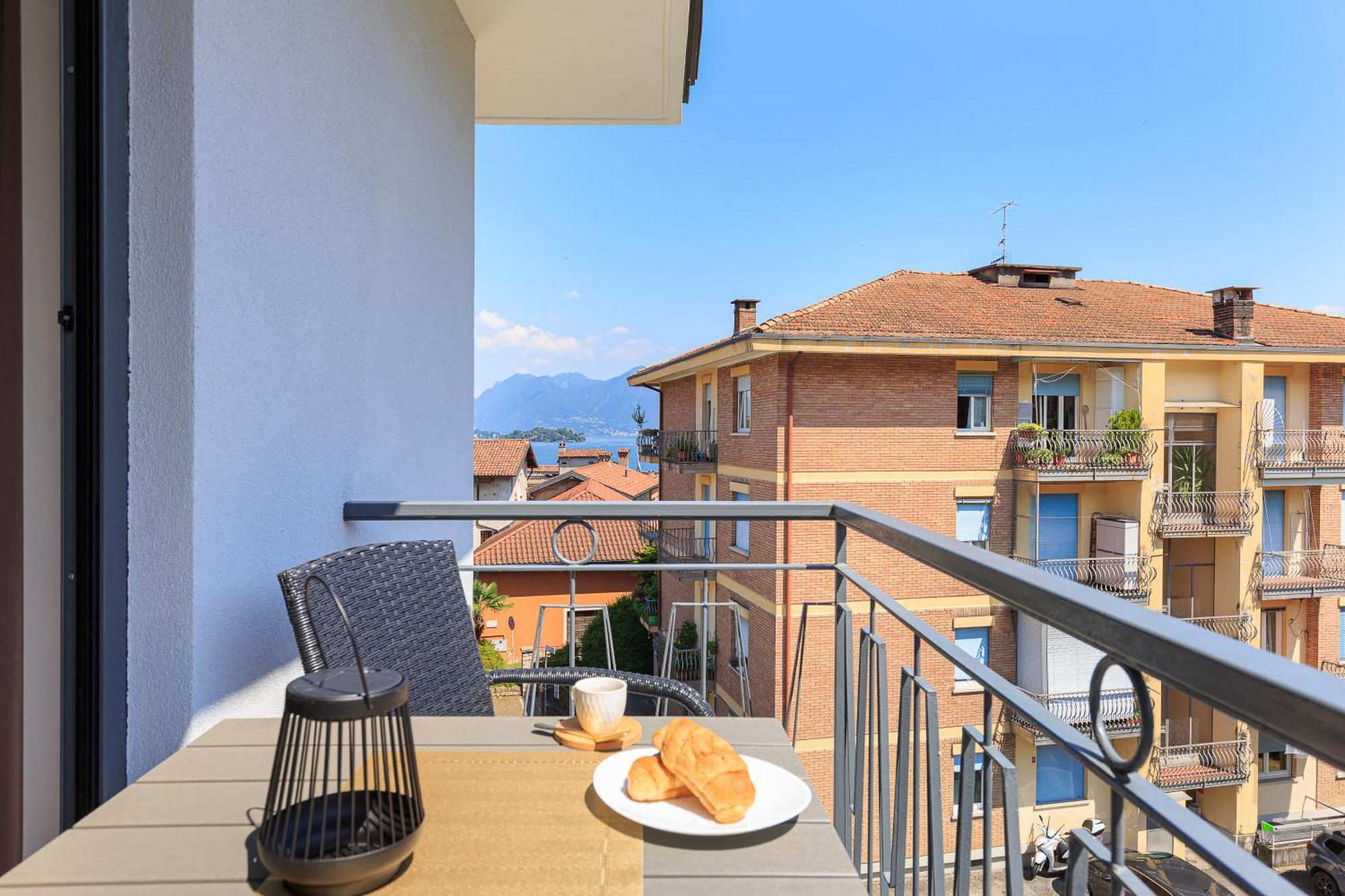 Elvezia Boutique Apartment Baveno Bilik gambar