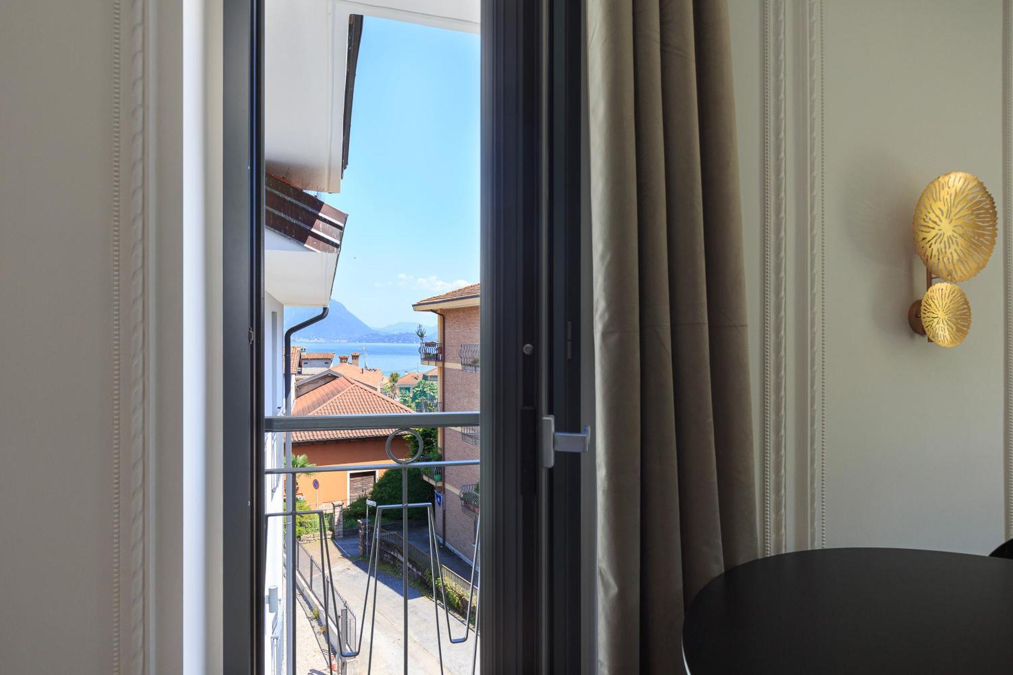 Elvezia Boutique Apartment Baveno Bilik gambar